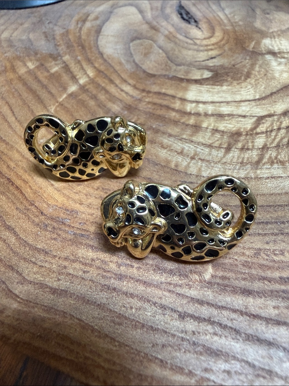 Lilly Pulitzer leopard earrings 🐆